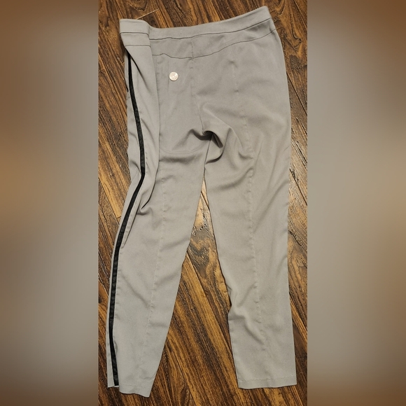 GoSilk 100% SILK Light Gray Pants Sz 12 Washable - Picture 2 of 10
